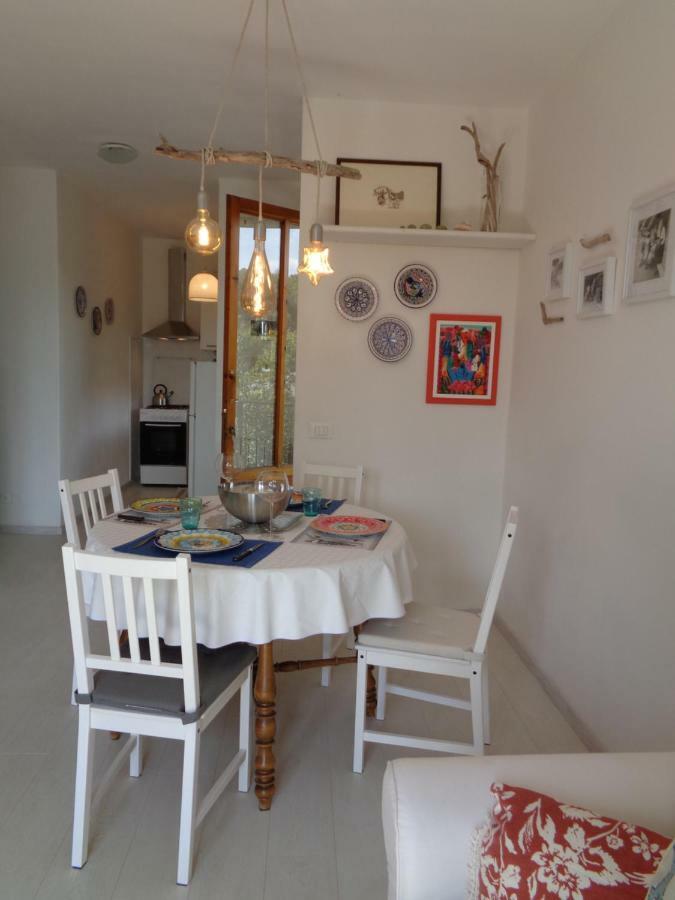 La Casa Di Nina Apartment Quercianella Bagian luar foto