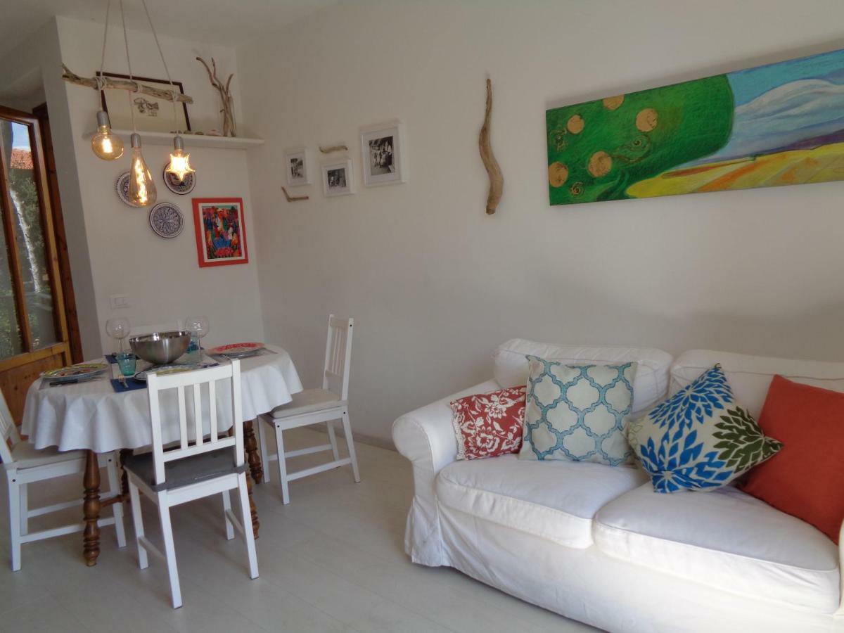 La Casa Di Nina Apartment Quercianella Bagian luar foto