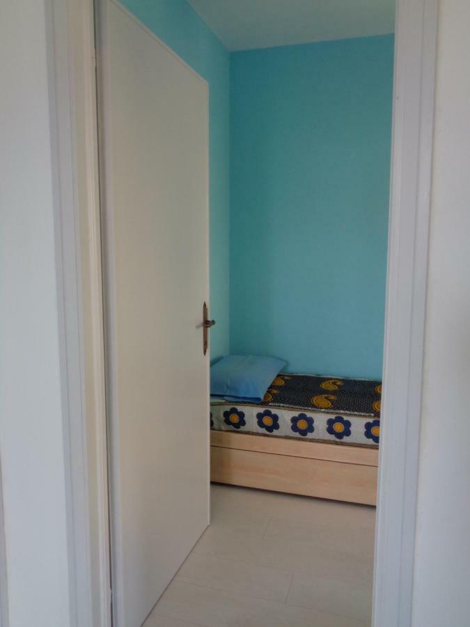 La Casa Di Nina Apartment Quercianella Bagian luar foto