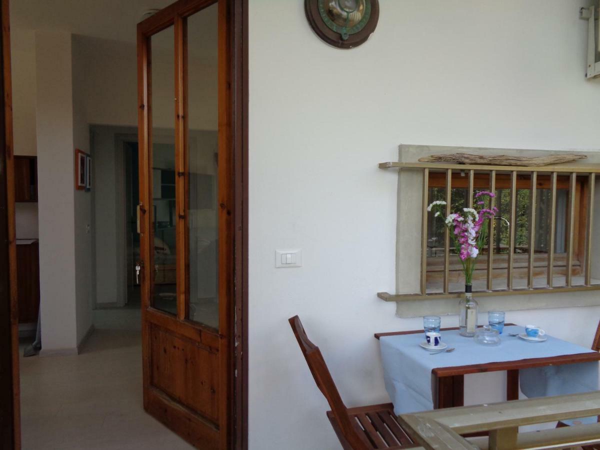 La Casa Di Nina Apartment Quercianella Bagian luar foto